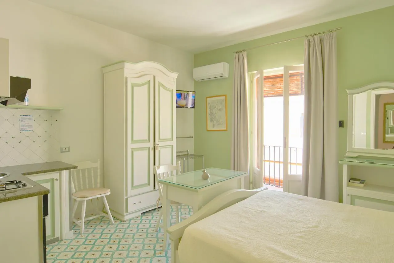 Hotel Residence Mendolita Lípara
