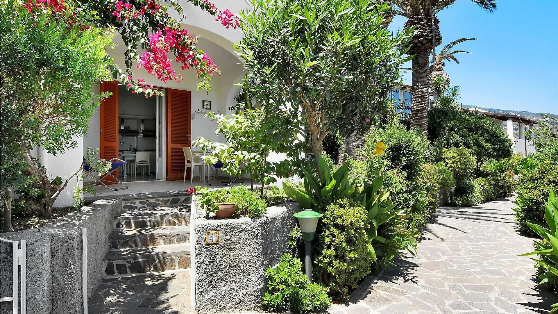 Hotel Residence Mendolita Lipari  4*, Lipari (Isola Lipari) Italy