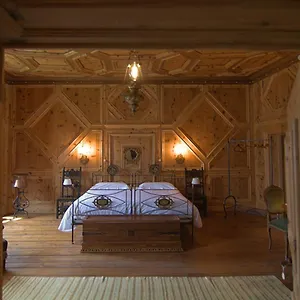 Palazzo Juvalta Bed & Breakfast